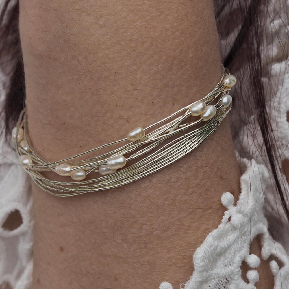 Evelyn 5 White Pearl Bracelet