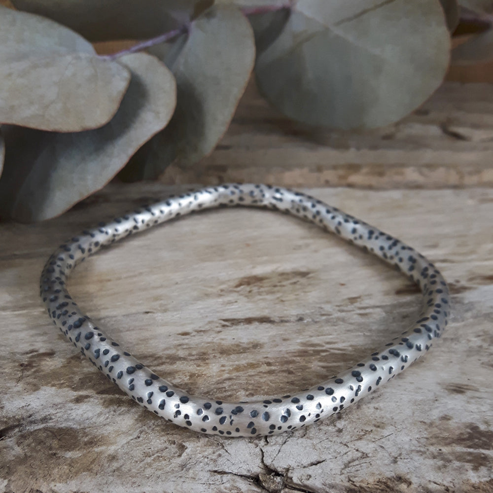 Balam Tubo Square Bangle 6.5cm