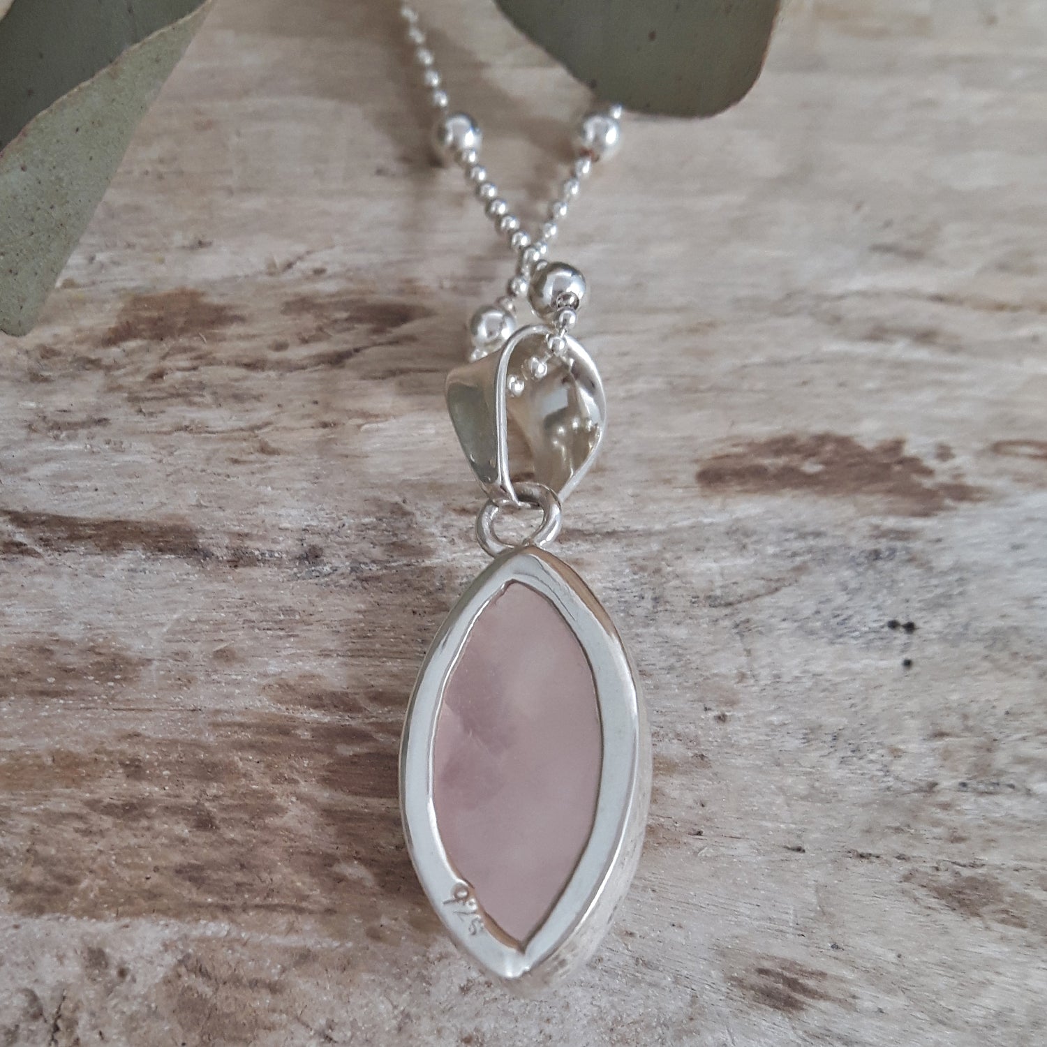 Elegance Rose Quartz Small Leaf Pendant