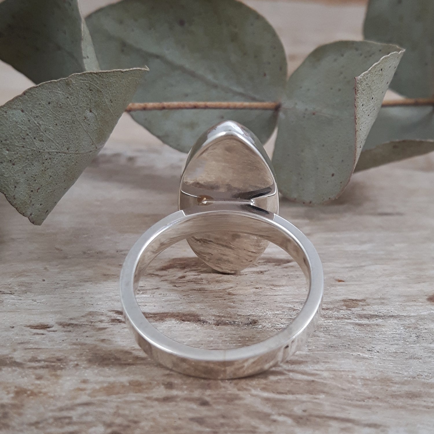 Elegance Leaf Rose Quartz Small Ring