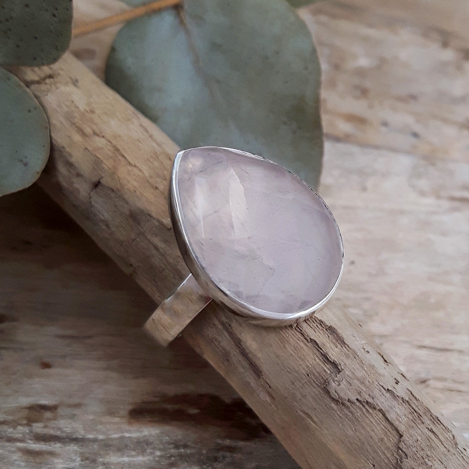 Elegance Teardrop Rose Quartz Small Ring