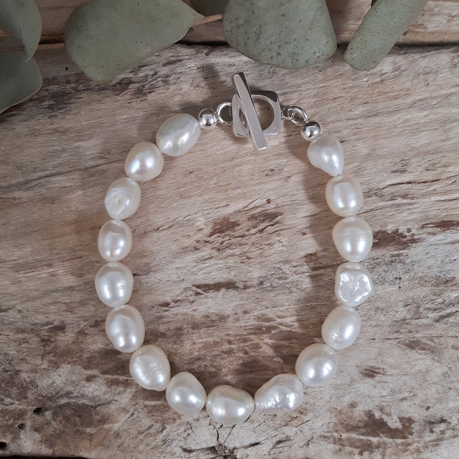 Ella White Pearl Single Bracelet