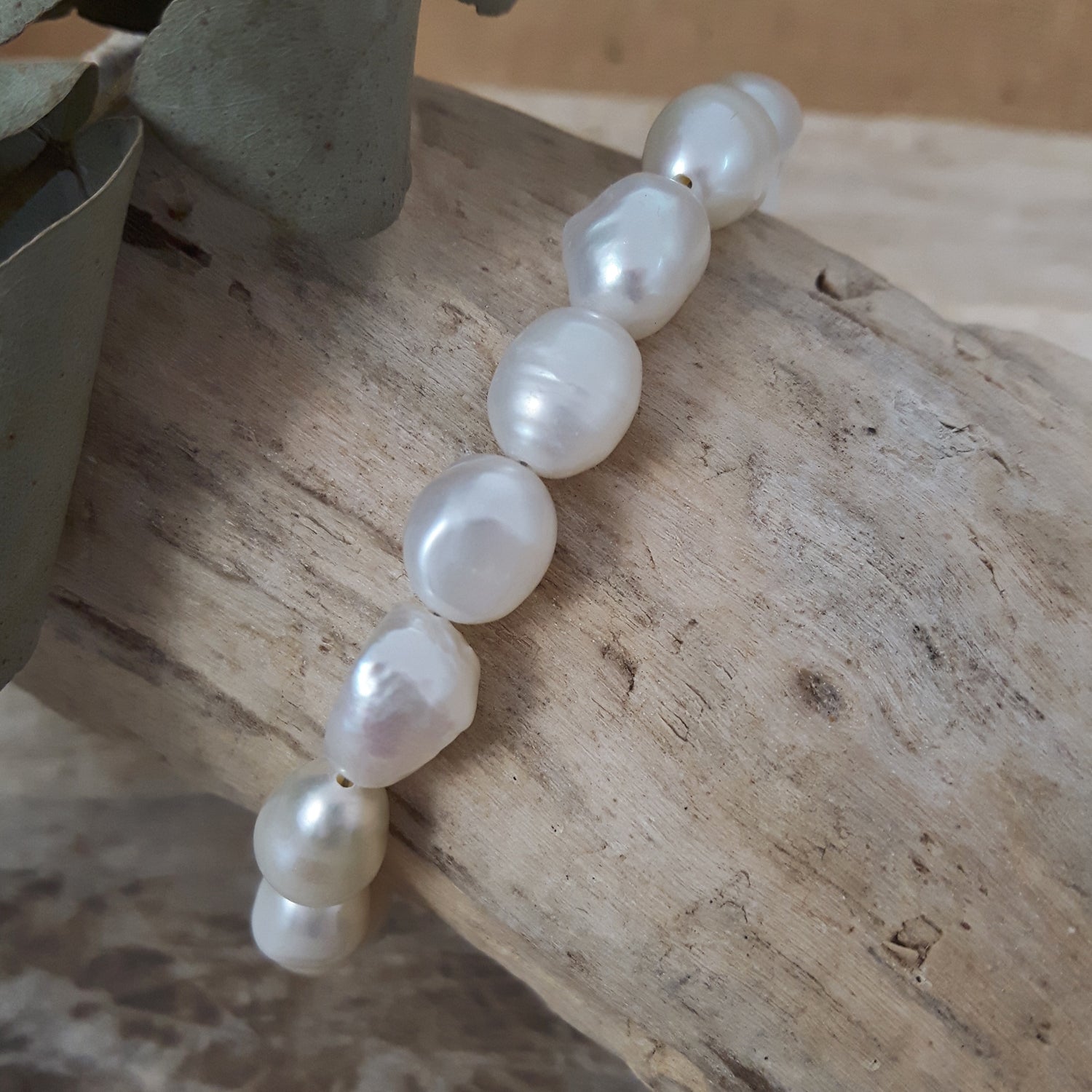 Ella White Pearl Single Bracelet