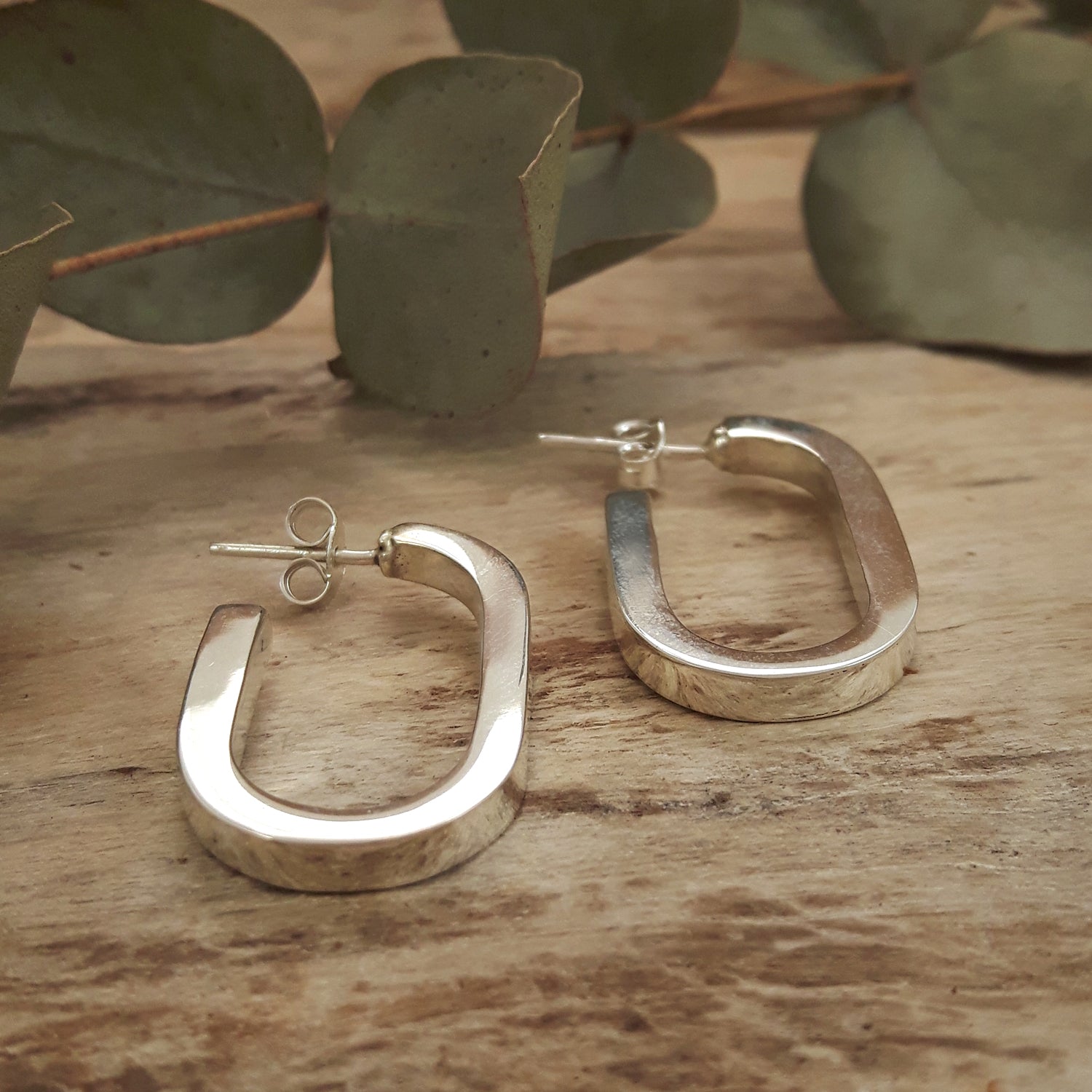 Ellipse Small Hoop Earrings