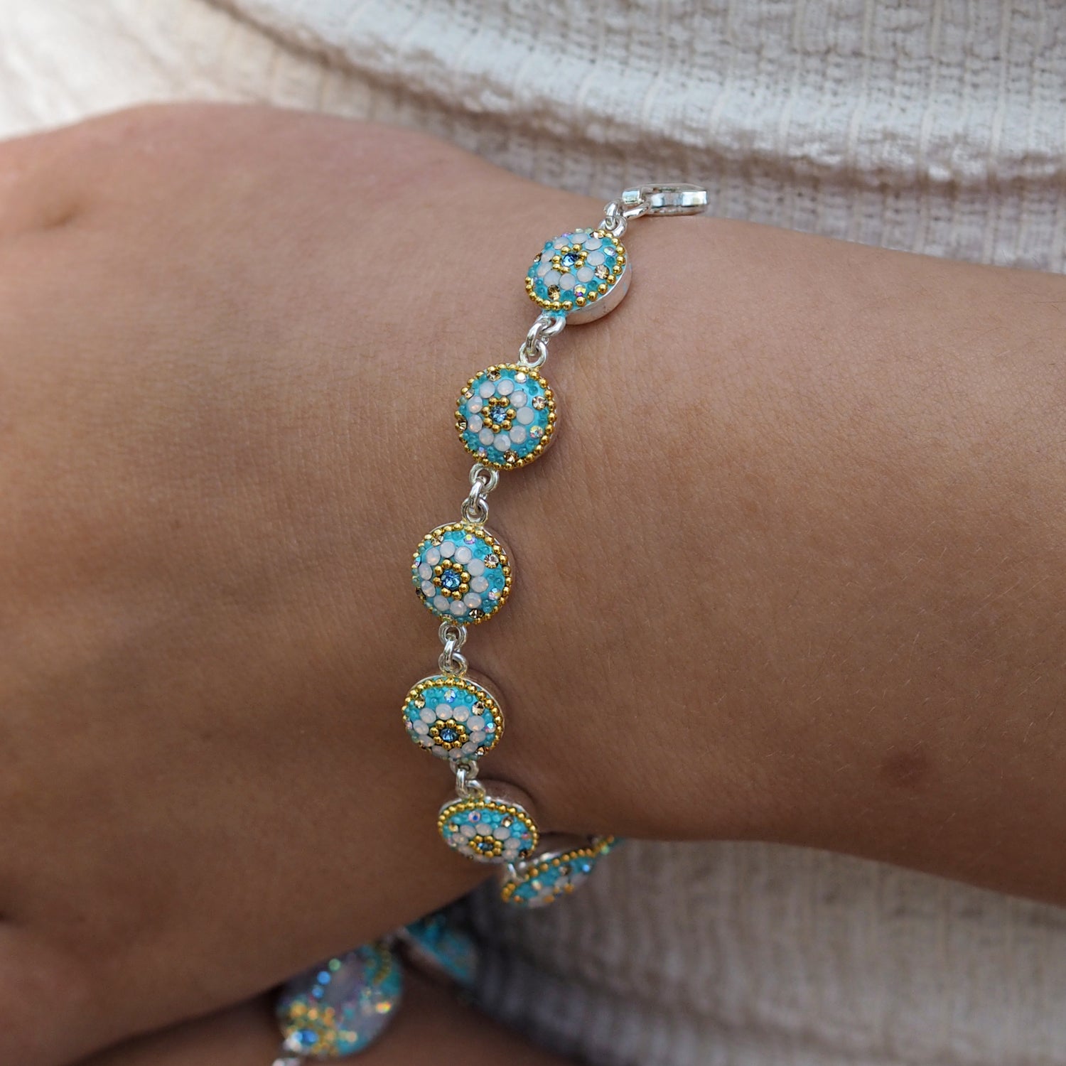 Turquoise Daisy Round Bracelet | Allegra Daisy Dream