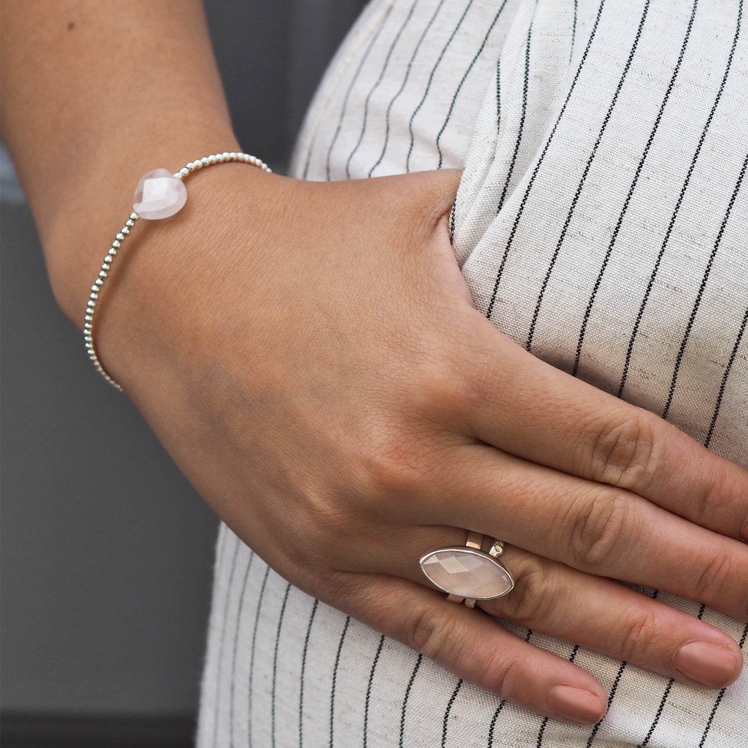 Elegance Leaf Rose Quartz Small Ring