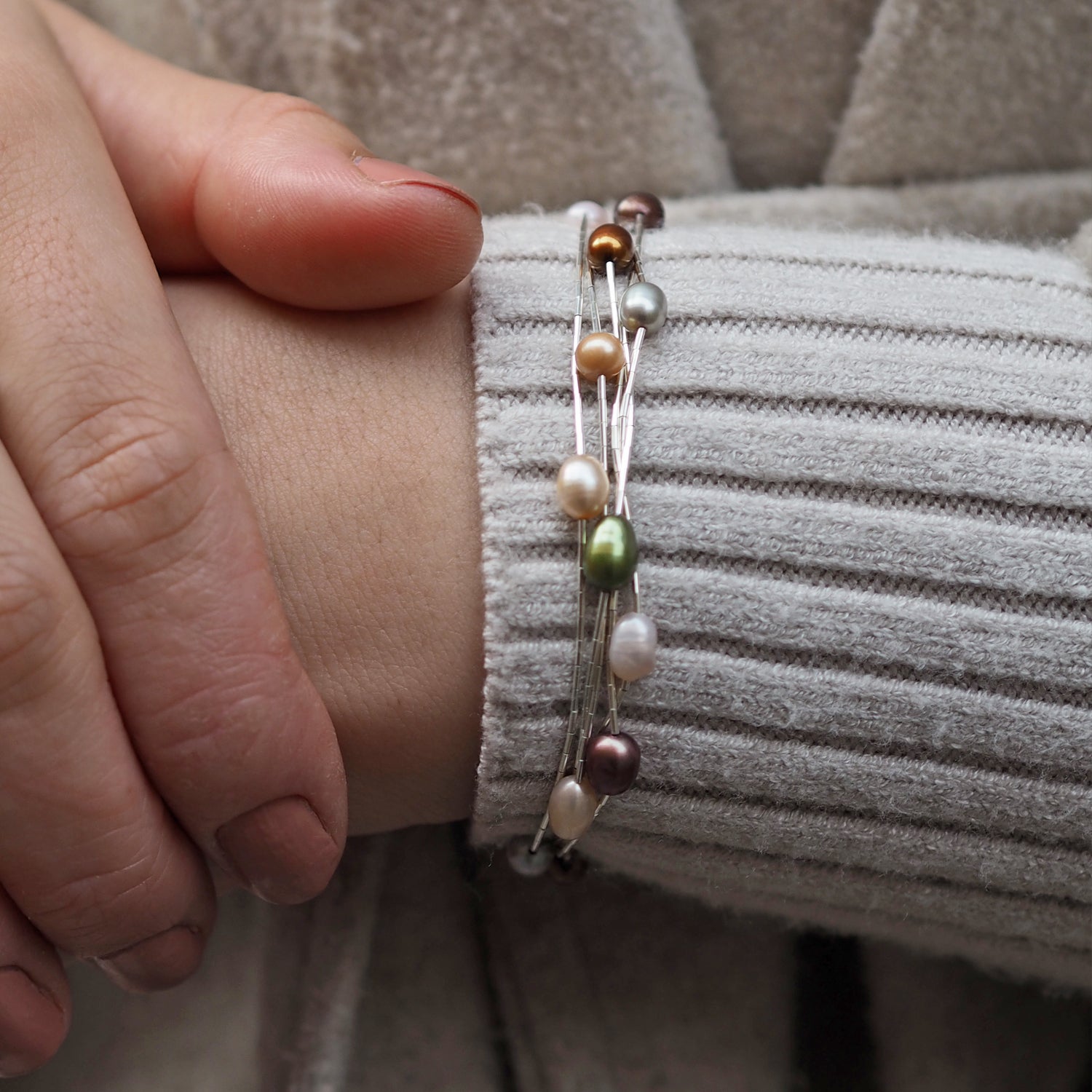 Evelyn 5 Multi Pearl Bracelet