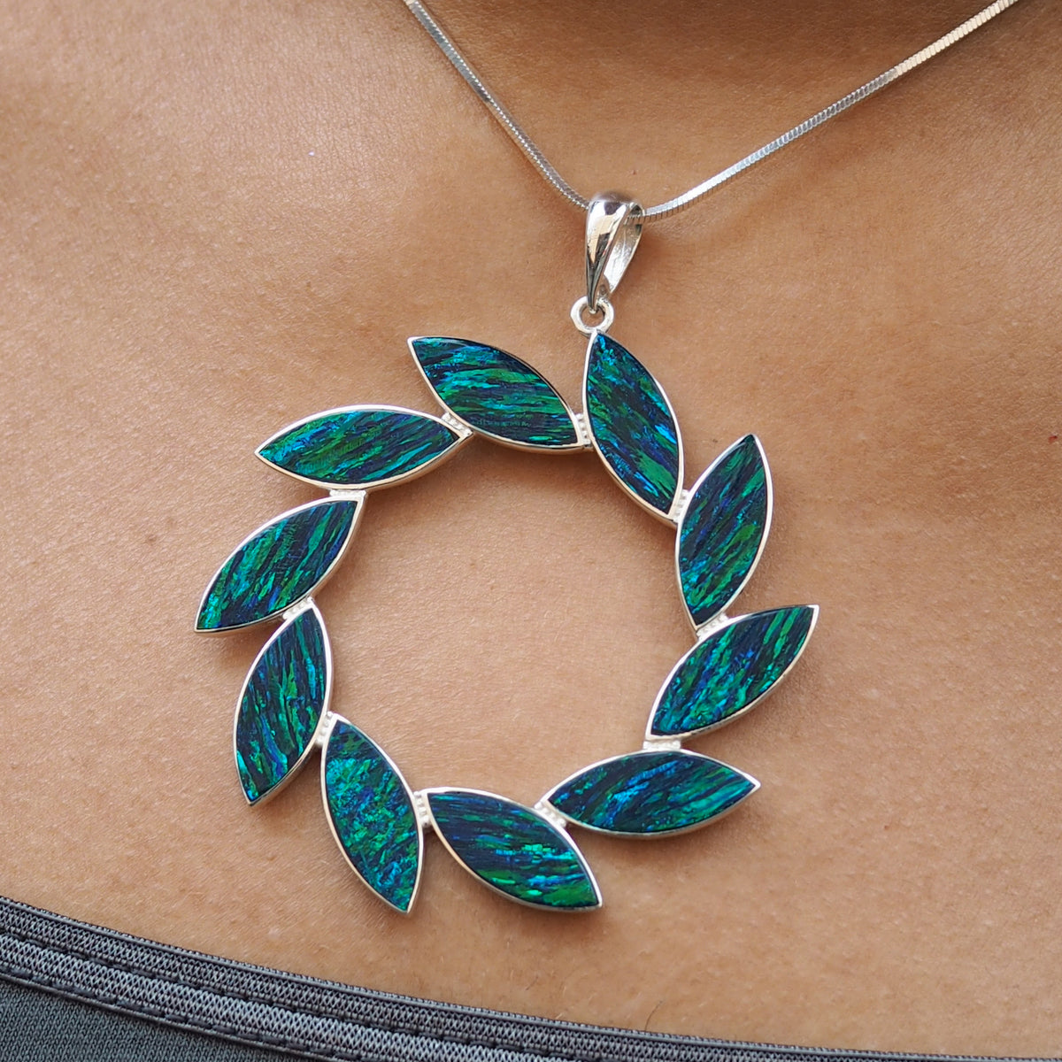 Flinder Larisa Emerald Pendant