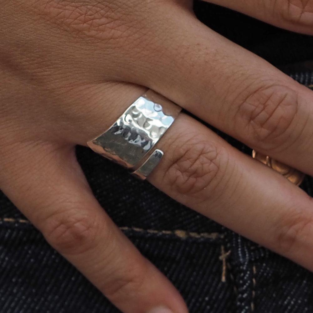 Foresta Divine Hammered Ring