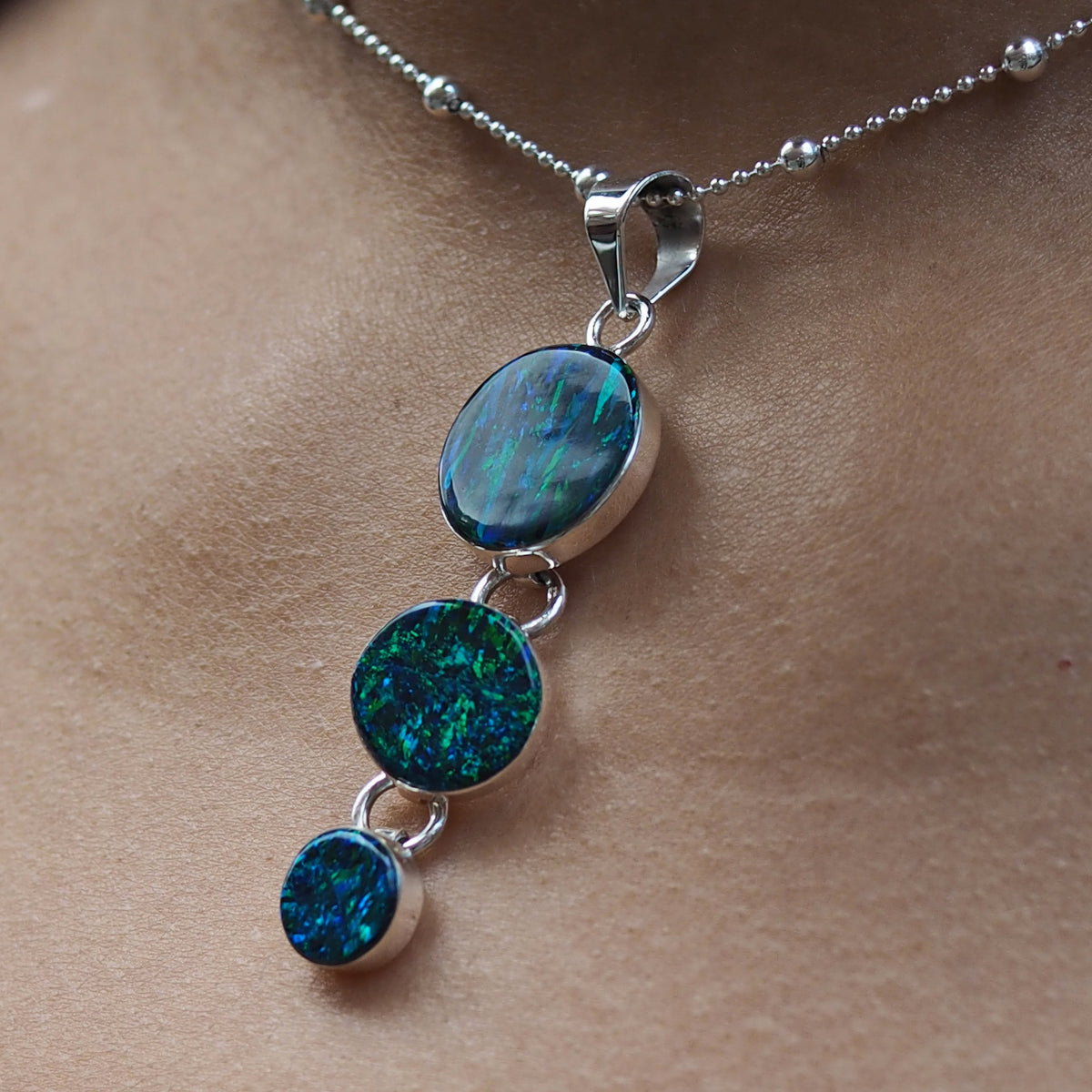 Flinder Emerald Dotty Pendant