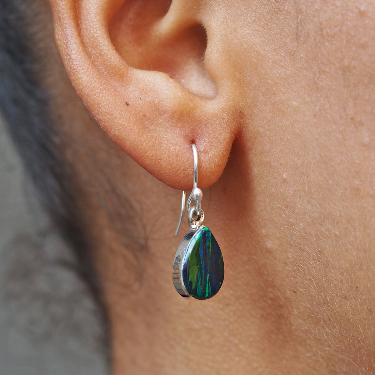 Flinder Emerald Renoir Drop Earrings