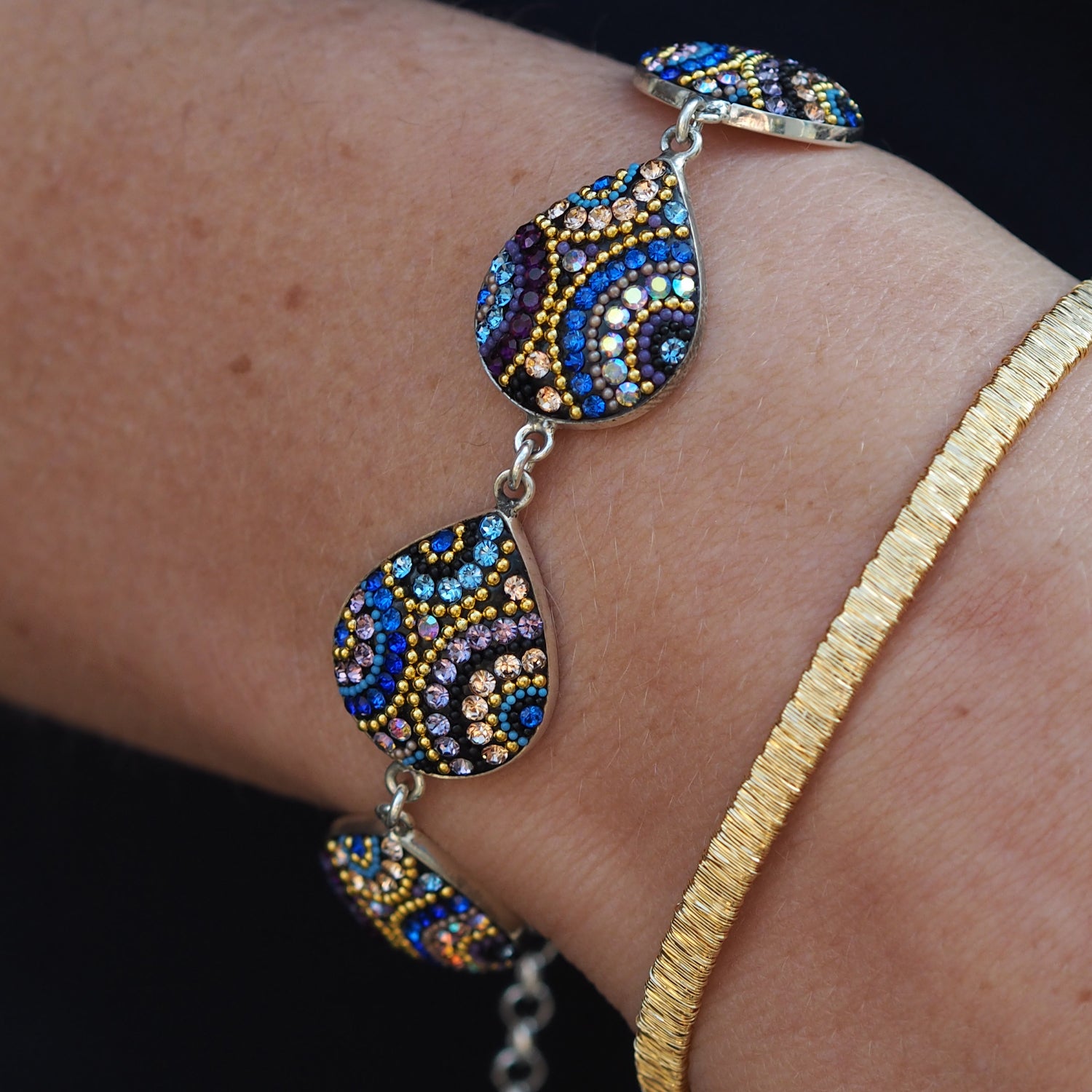 Allegra Indigo Radiance Teardrop Bracelet