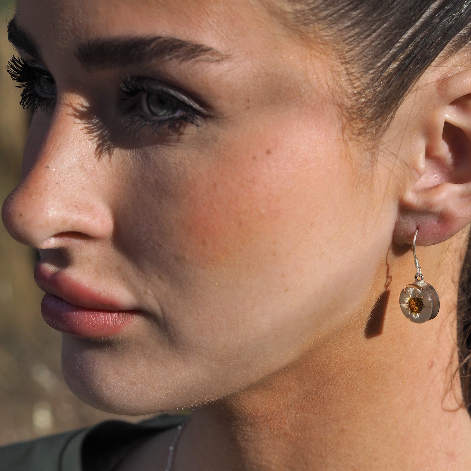 Flores Daisy Round Drop Earrings