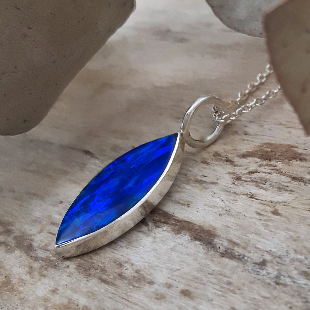 Flinder Blue Leaf Small Pendant