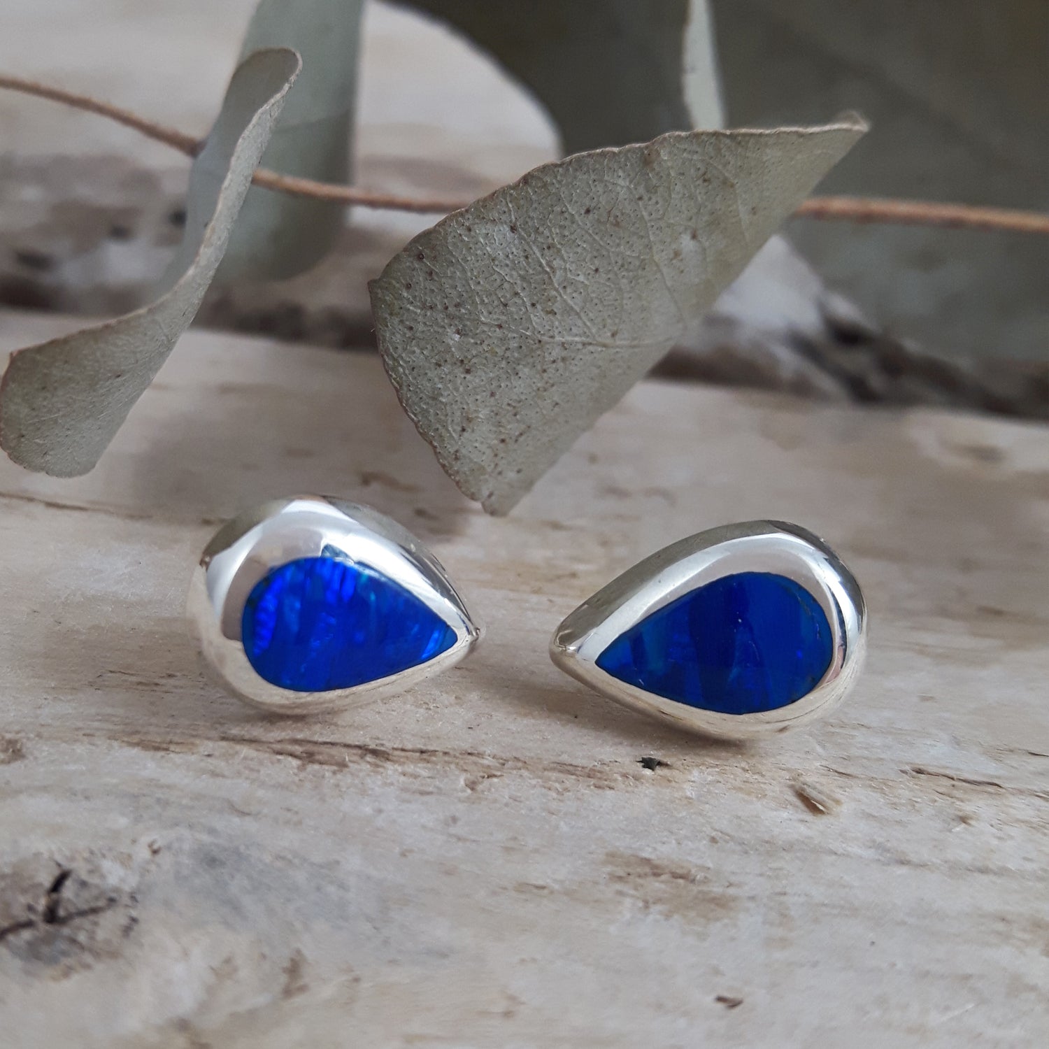 Flinder Droplet Blue Stud Earrings