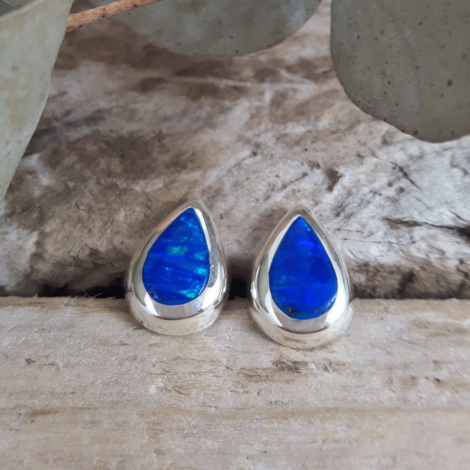 Flinder Droplet Blue Stud Earrings
