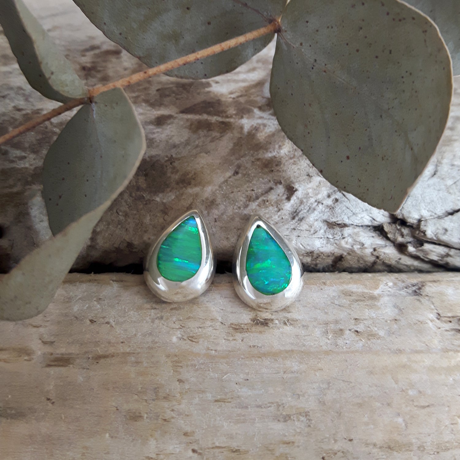 Flinder Droplet Green Stud Earrings