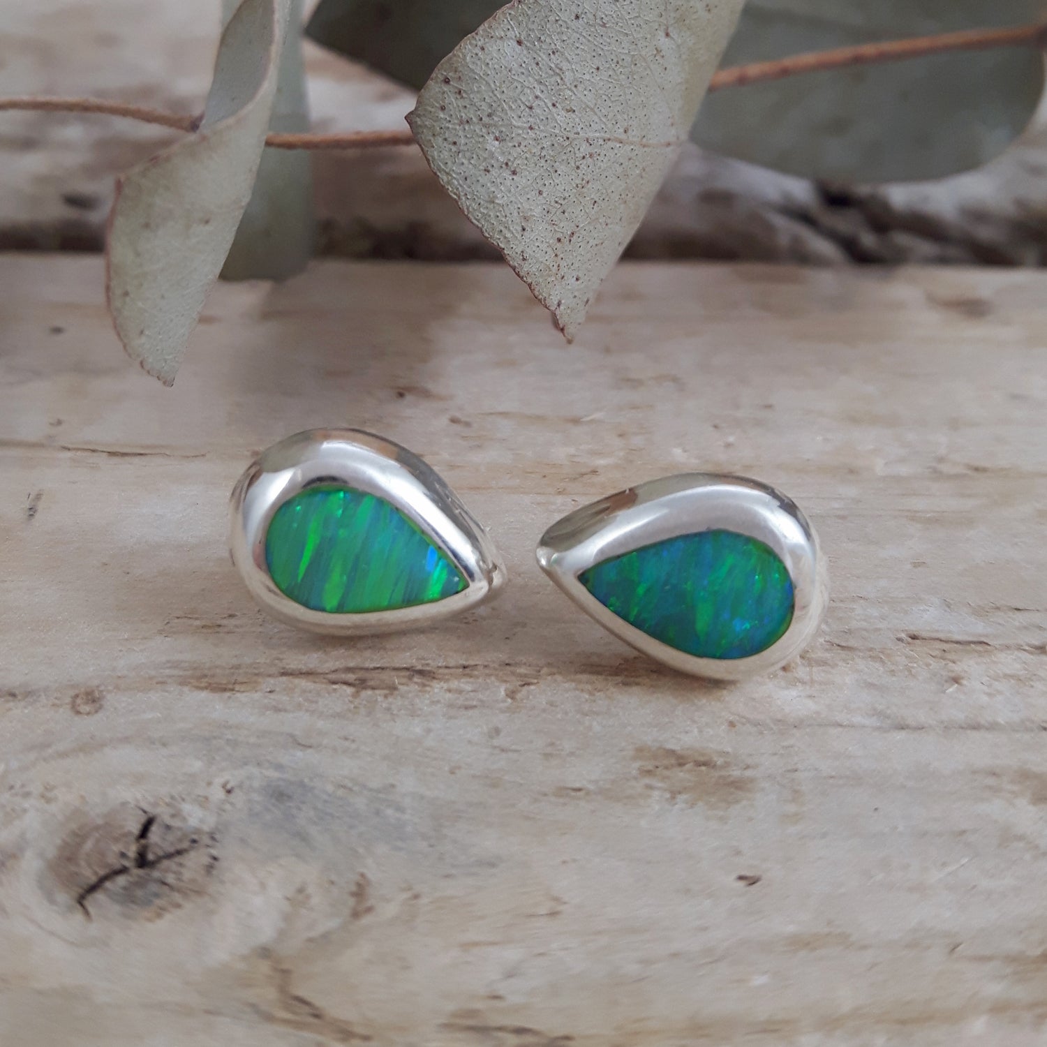 Flinder Droplet Green Stud Earrings