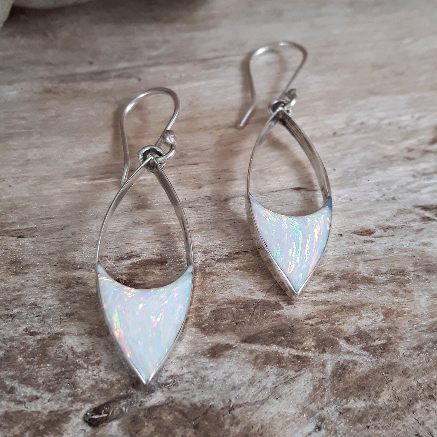 Flinder Finella White Drop Earrings