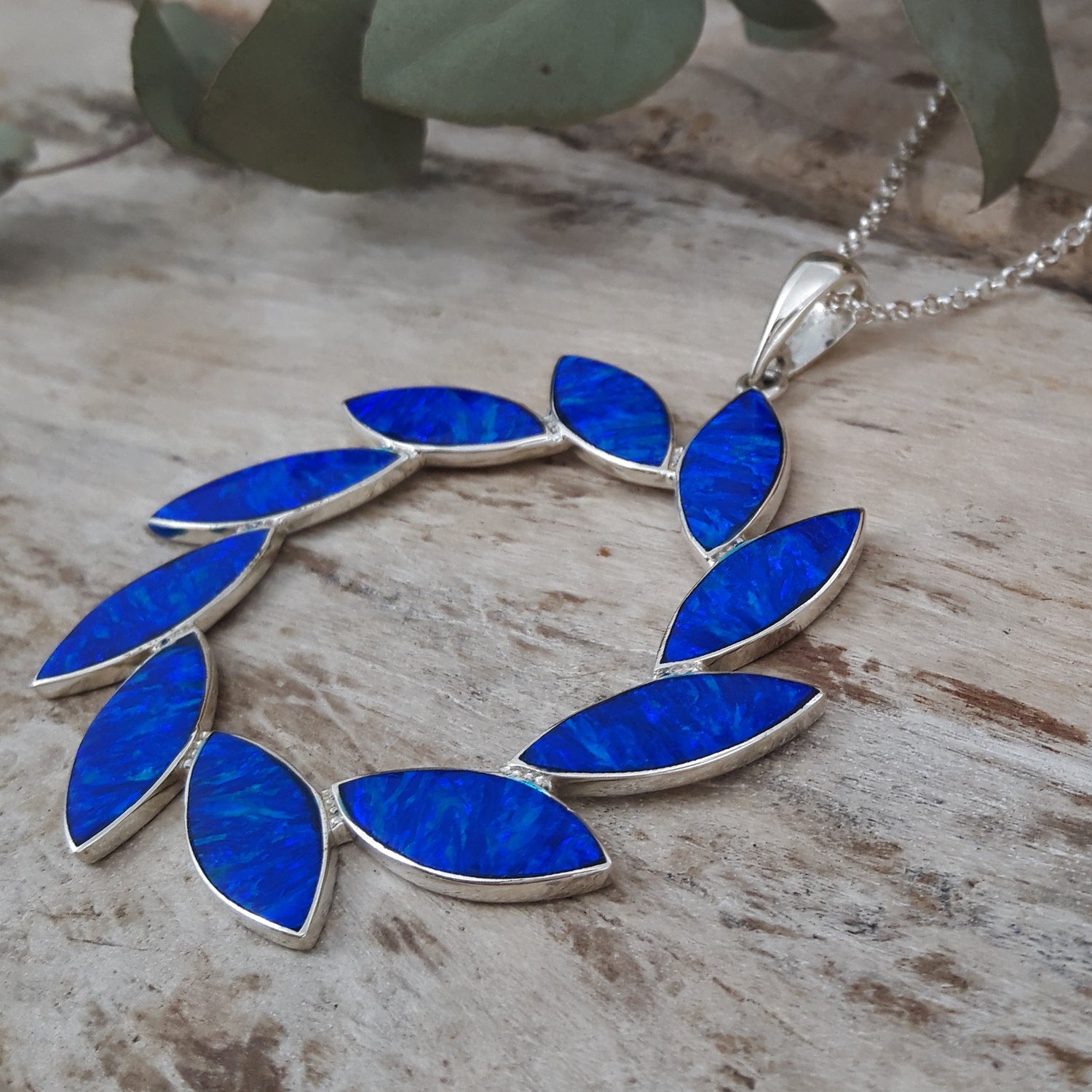 Flinder Larisa Blue Pendant
