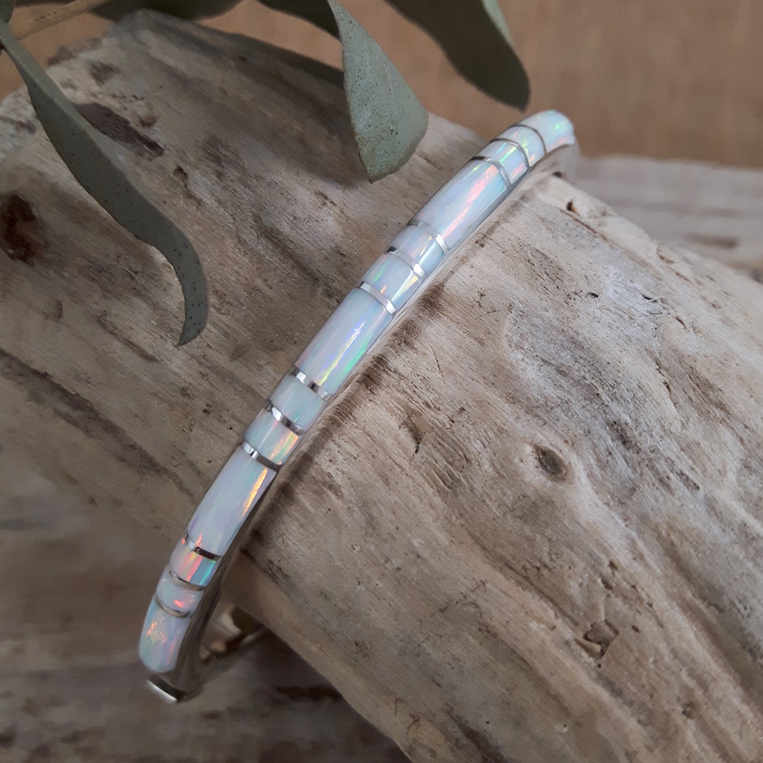 Flinder Larisa White B/C Bracelet