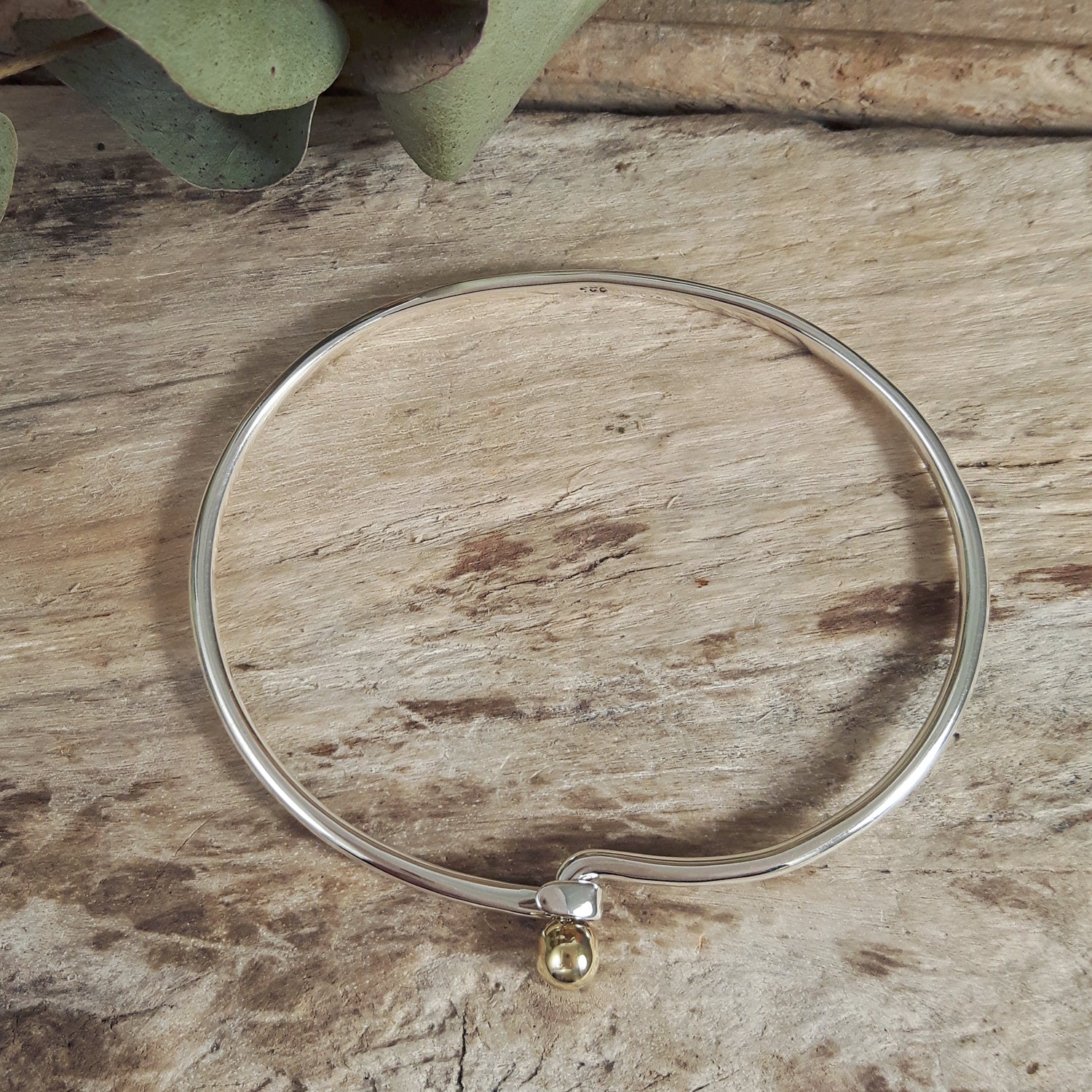 Flow Silver Tumbaga Dot Bangle