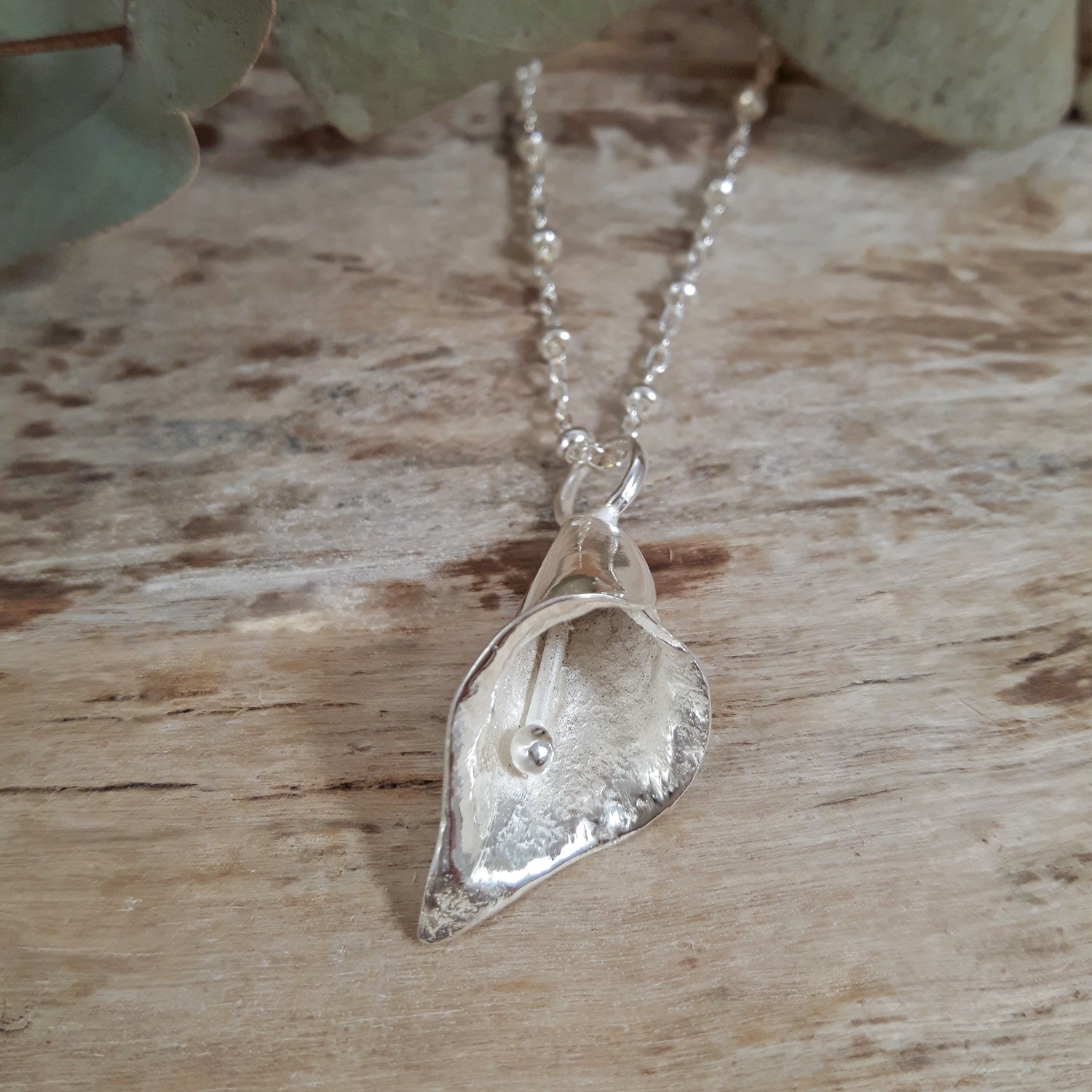 Foresta Calla Lily Pendant