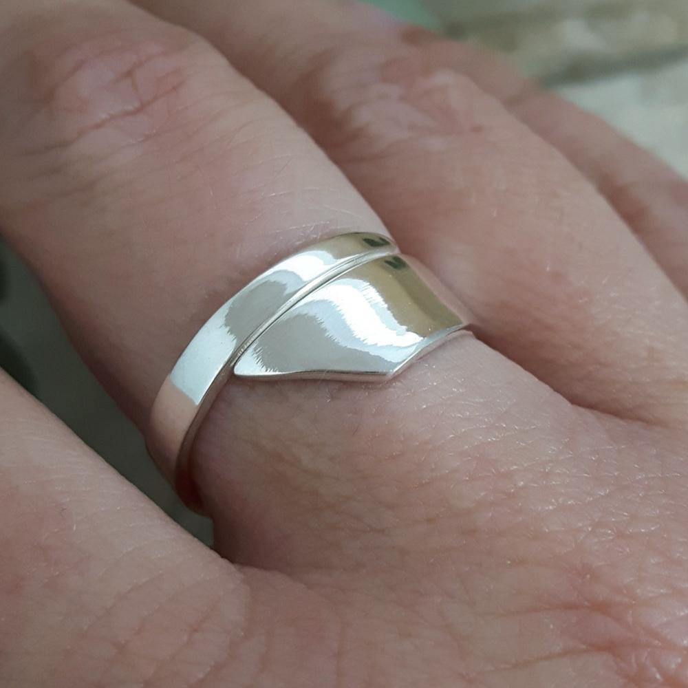 Foresta Vine Fine Polished Ring