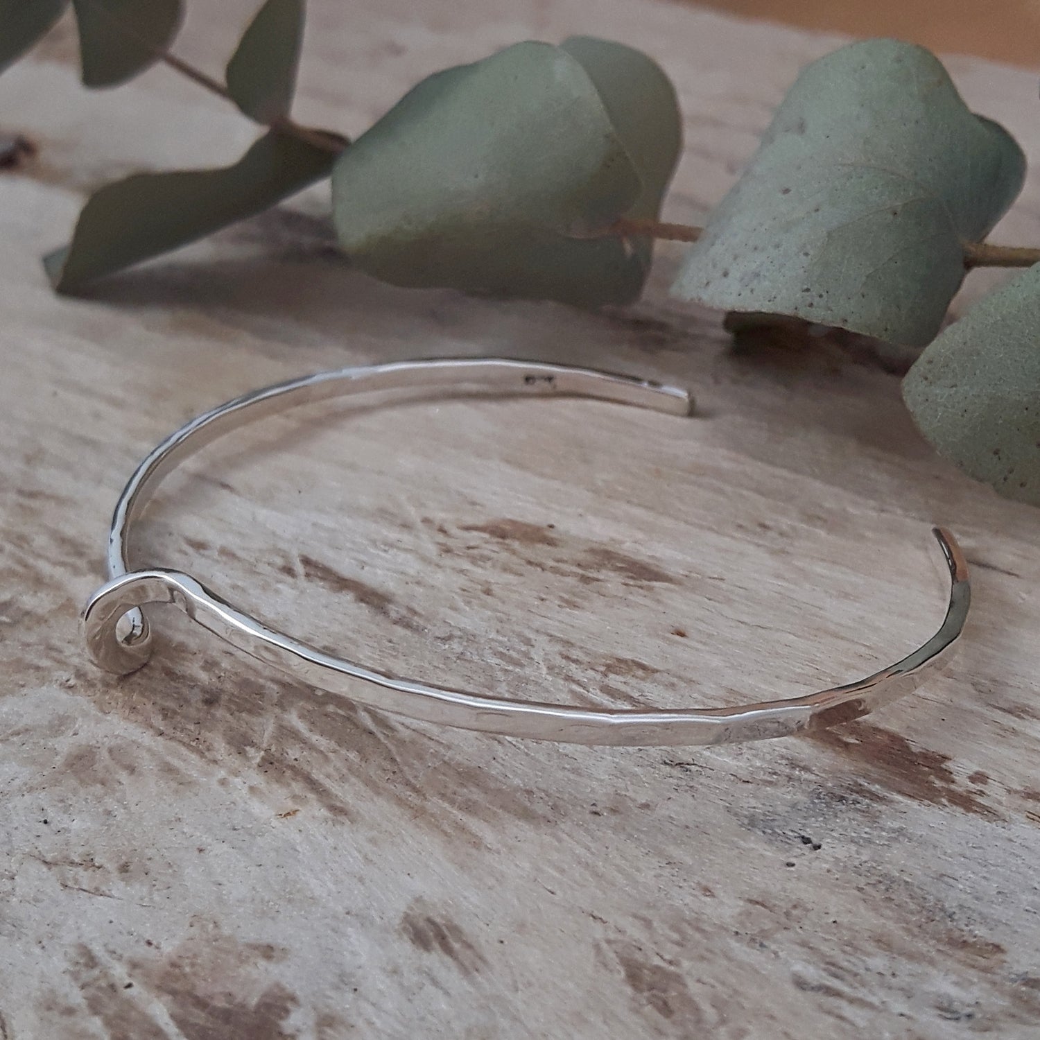 Hawaii Hammered Mini Cuff