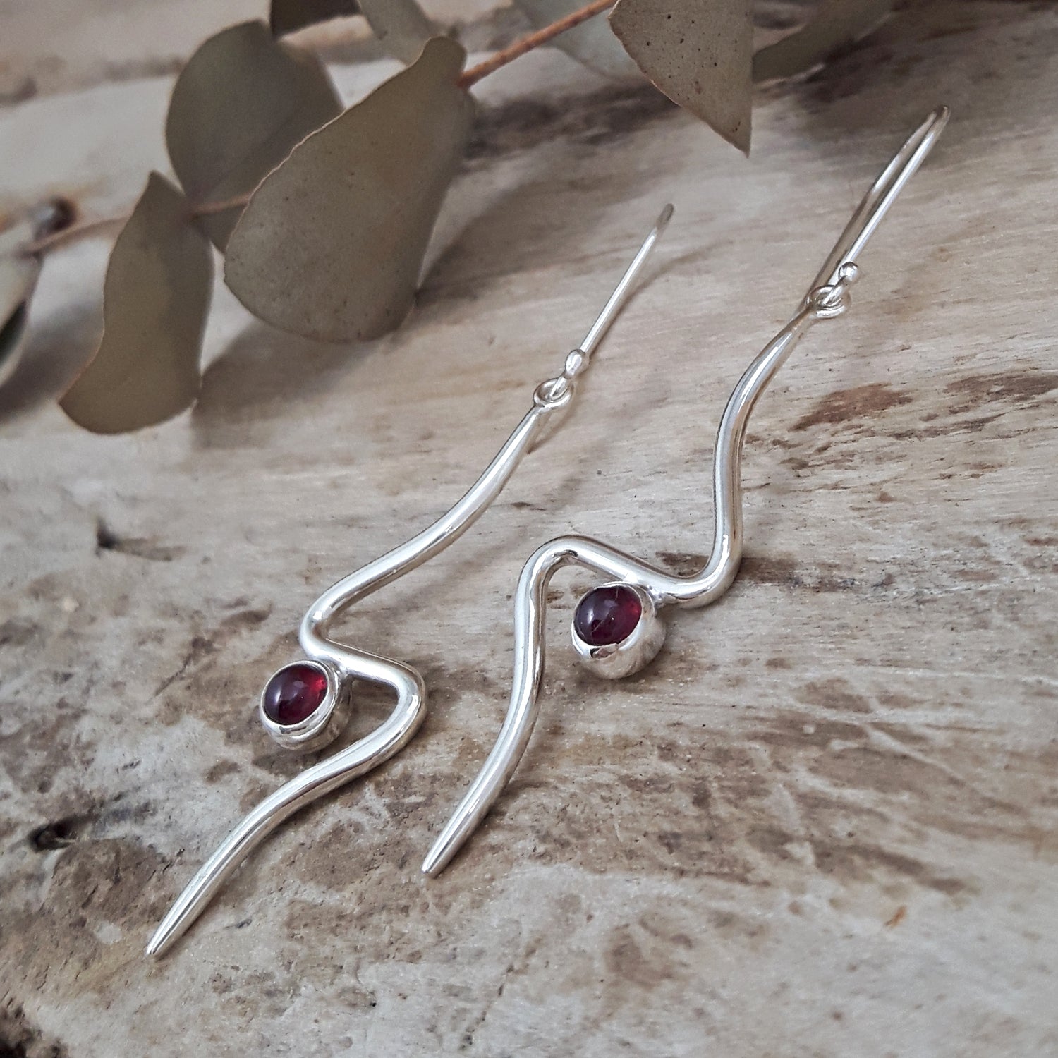 Linea Garnet Birthstone Earrings