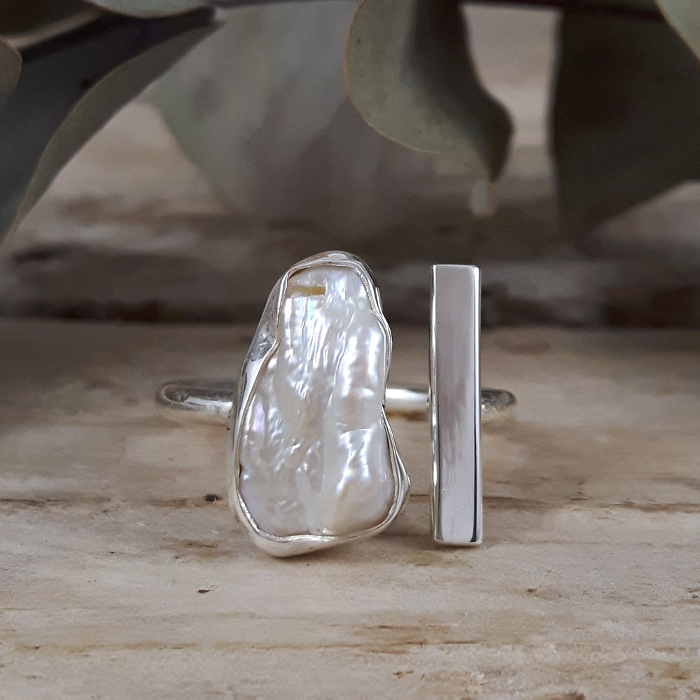 Luminous Biwa Pearl Ring