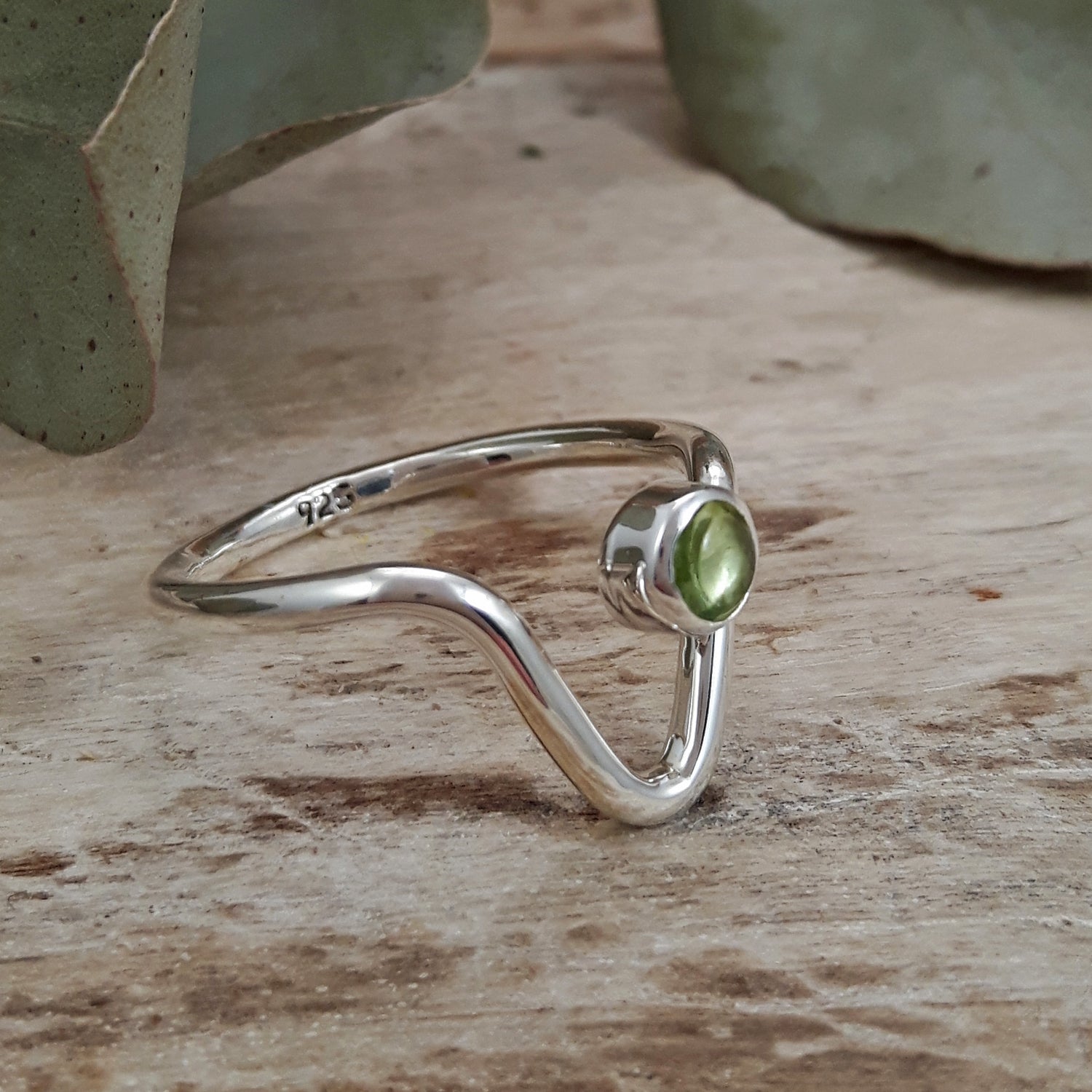 Lynn Peridot Ring