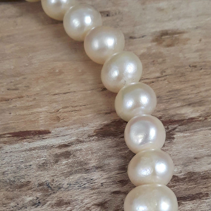 Mary Large White Pearl Necklace