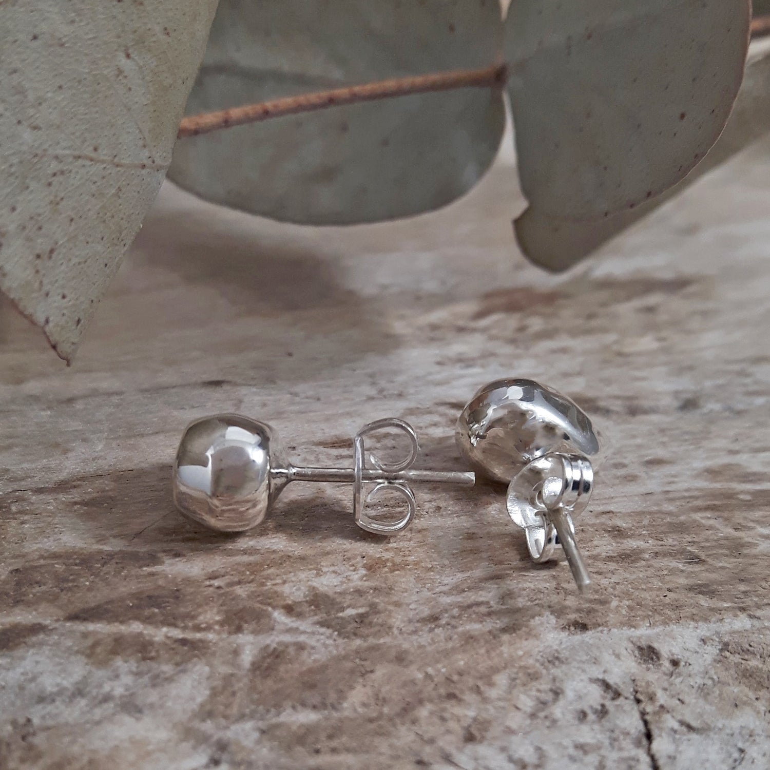 Minimalist Droplet Stud Earrings