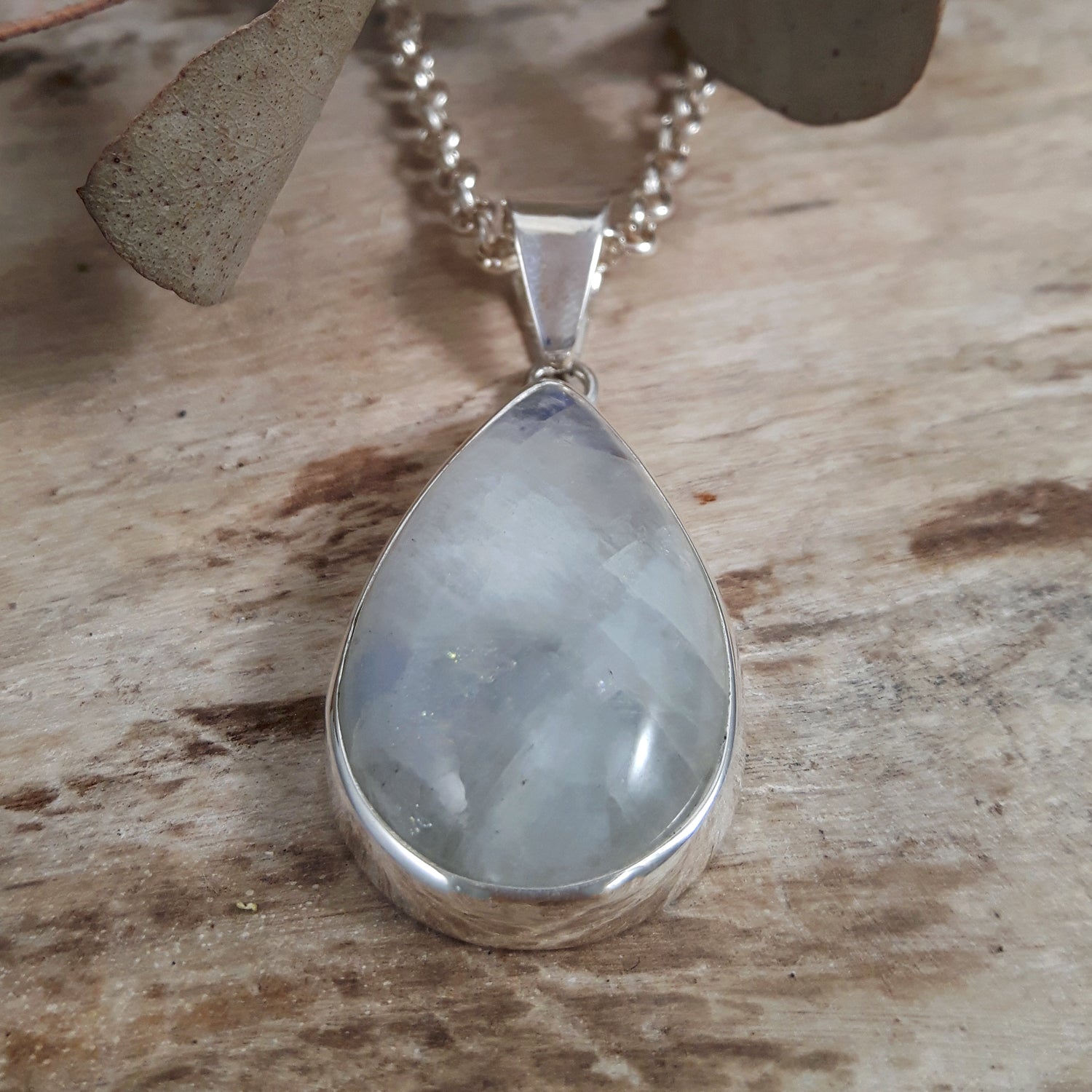 Monet Moonstone Med Pendant Teardrop A