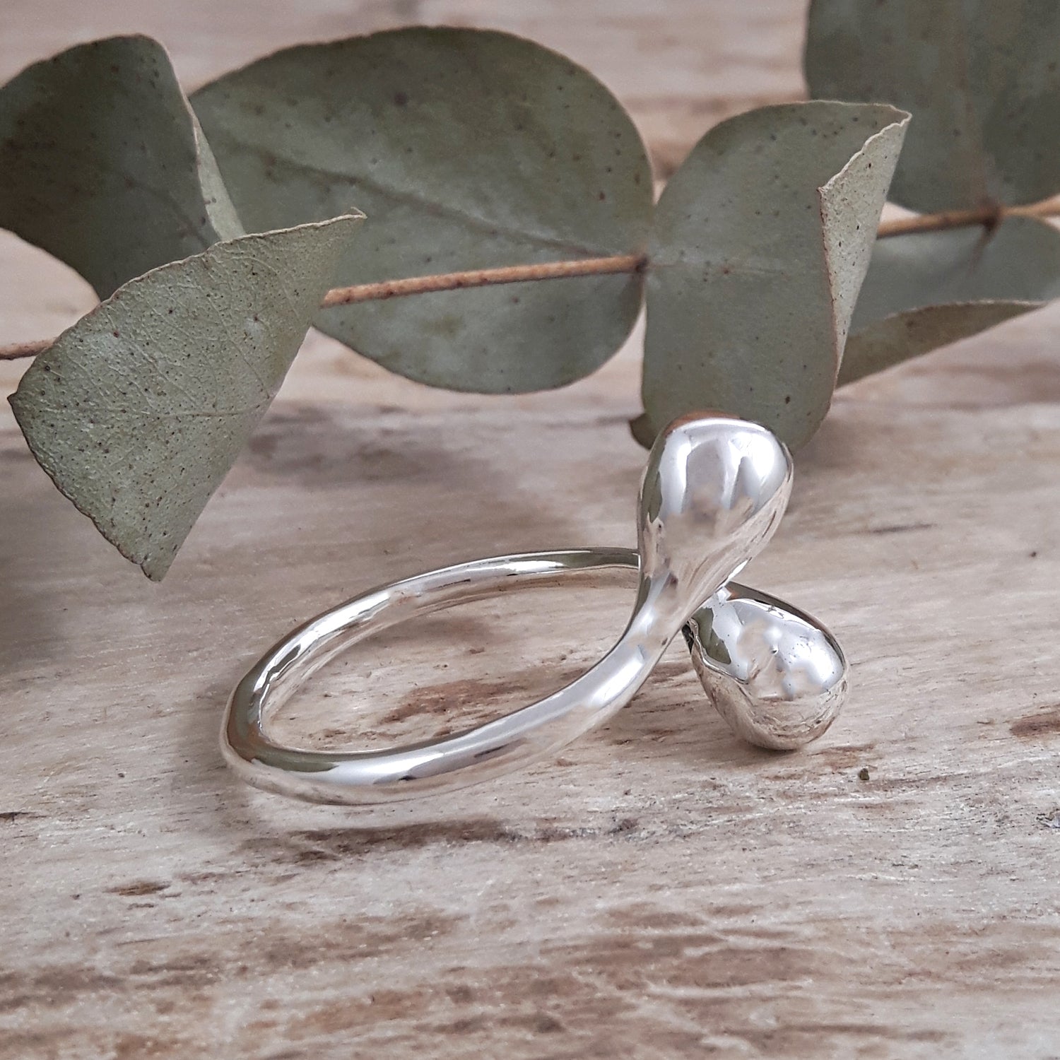 Pure Droplet Polished Ring
