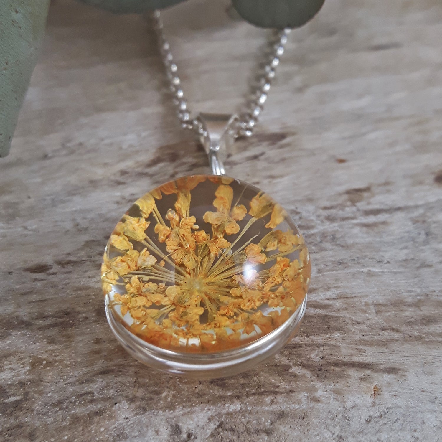 SAMPLE Flores Orange Allium Pendant
