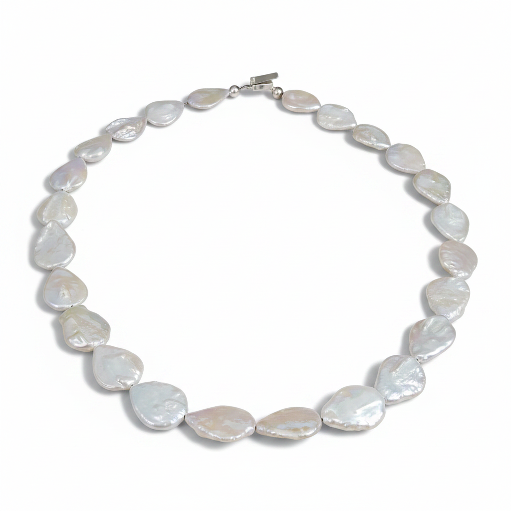 Baroque Pearl Necklace - Fourth Image Fastening