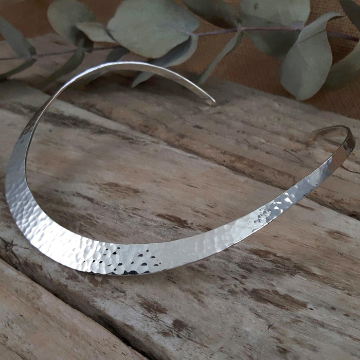 Classic Silver Hammered Choker 1.2cm