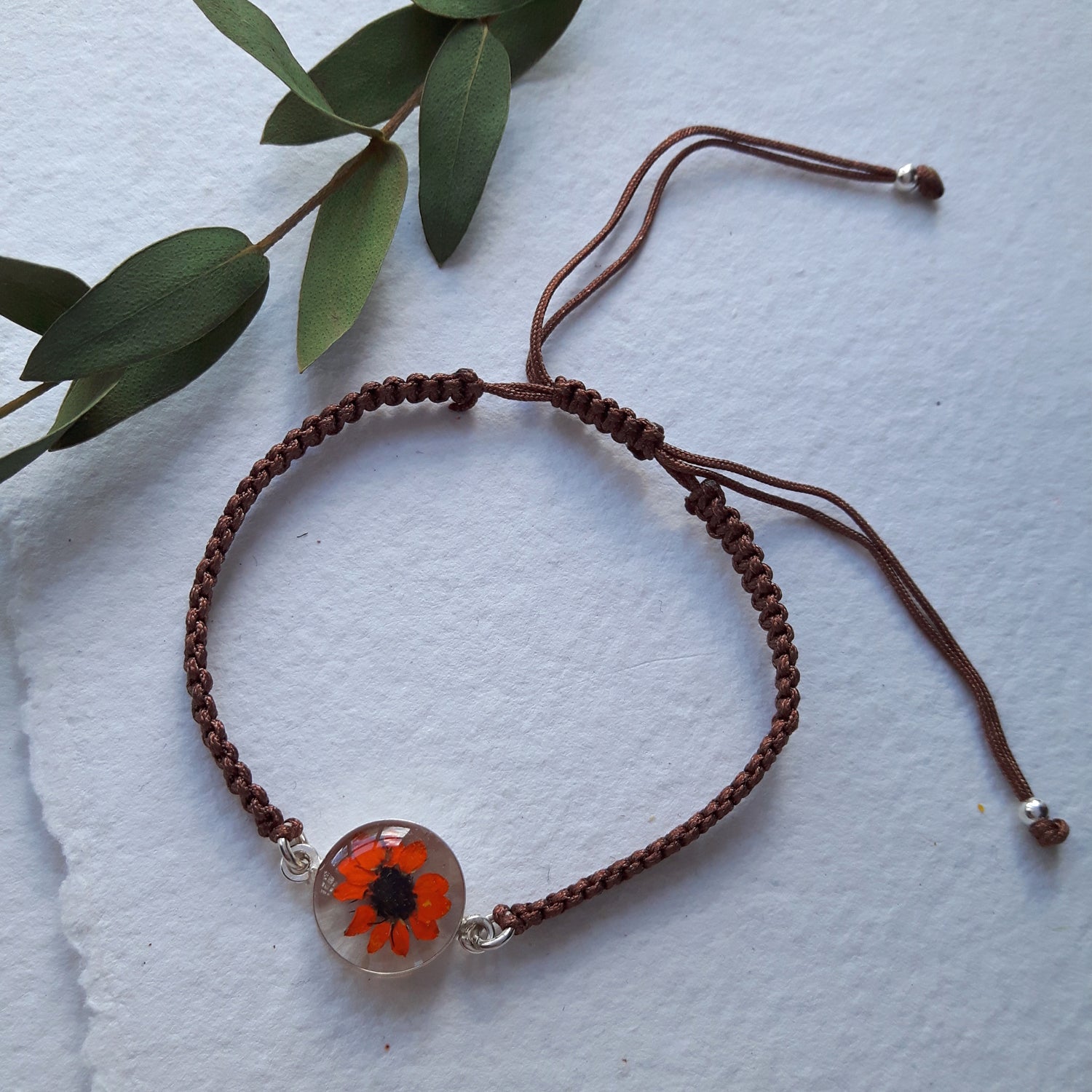 Flores Dahlia Friendship Bracelet