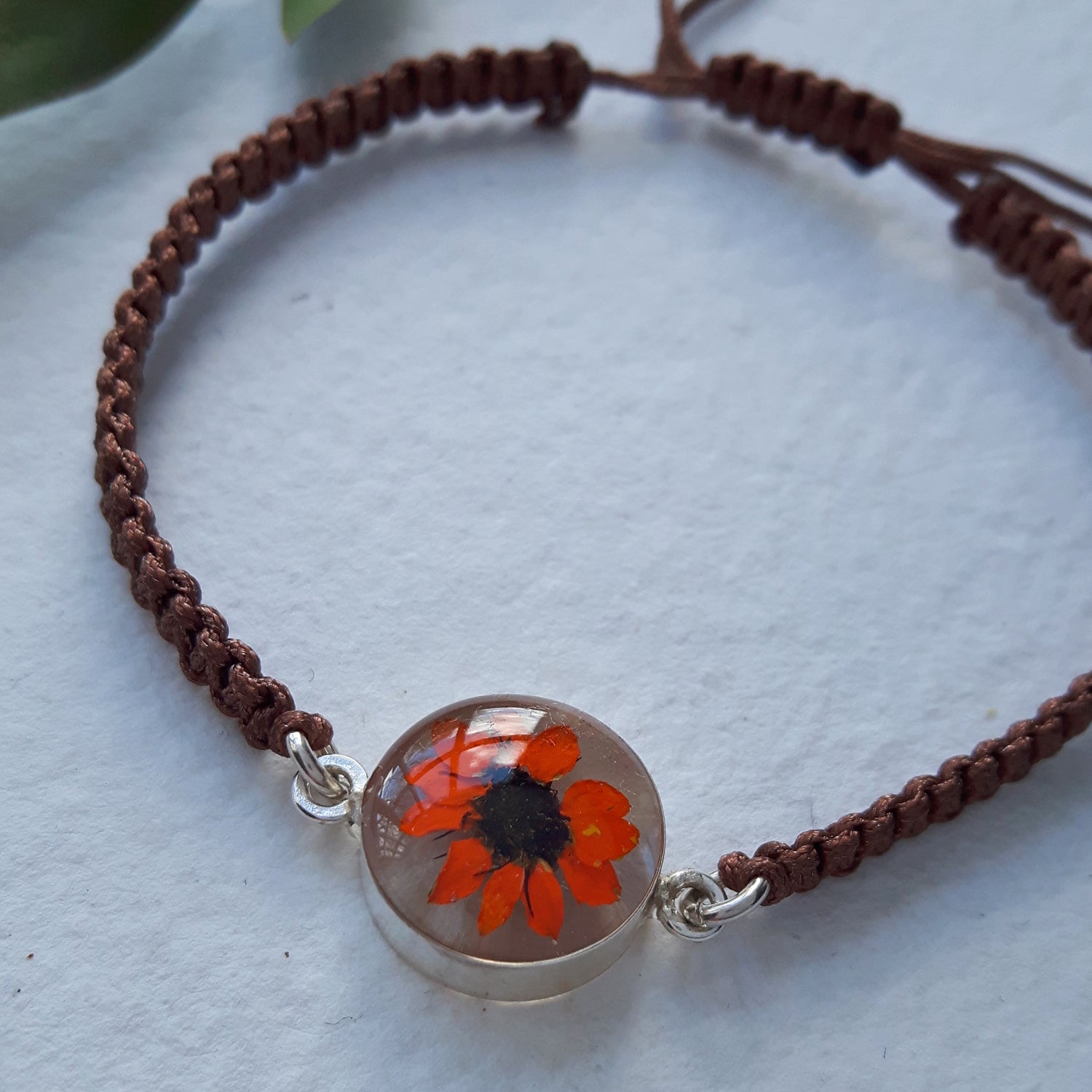 Flores Dahlia Friendship Bracelet