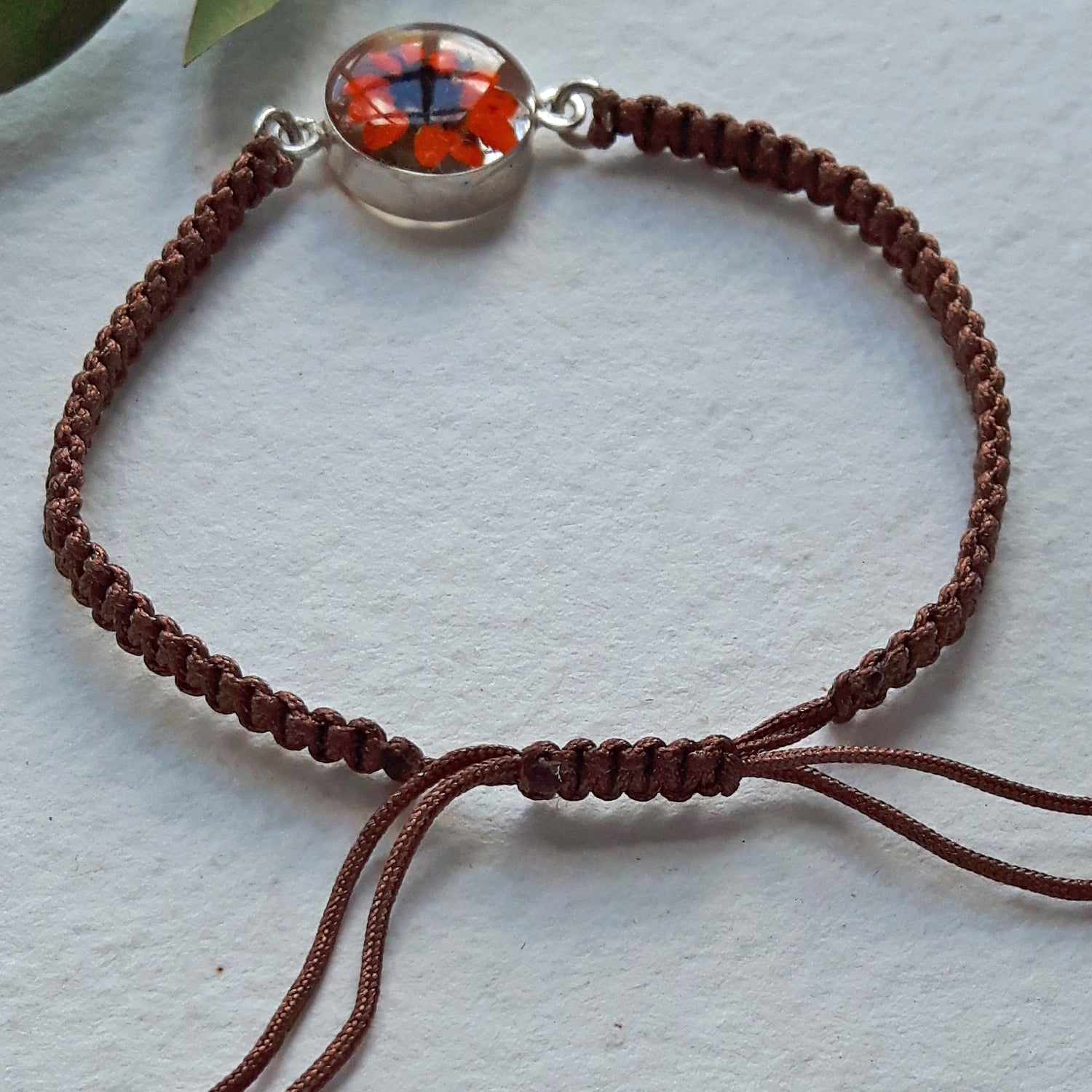 Flores Dahlia Friendship Bracelet