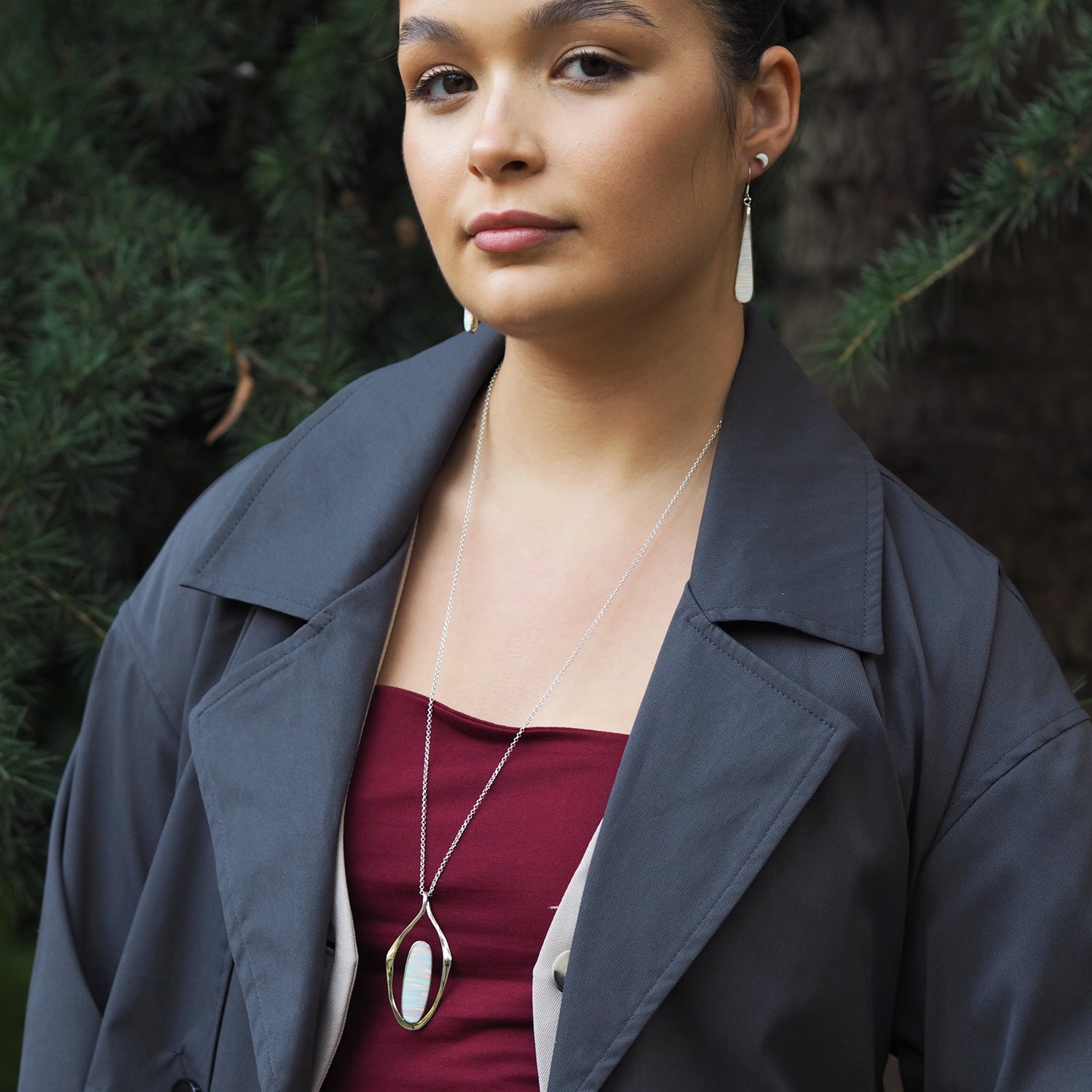 Flinder White Flame Pendant