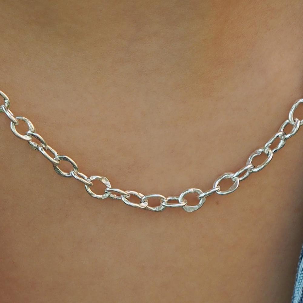 Foresta Fine Chain T-Bar Necklace