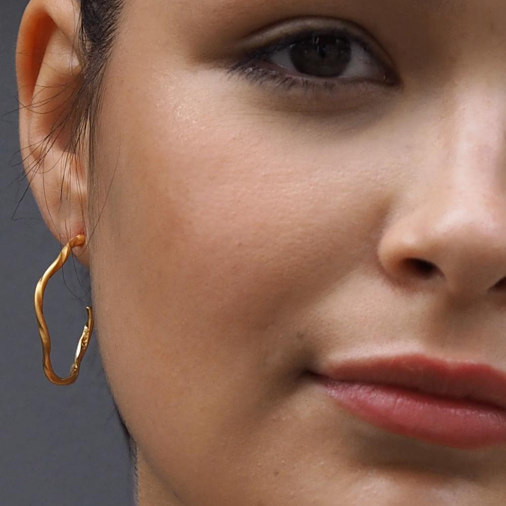 Lattice Hoop Single Strand Gold Plated Earring