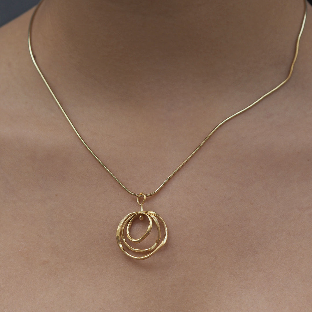 Lattice Trio Small Gold Pendant