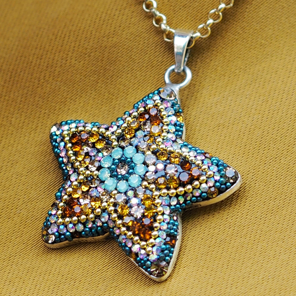 Allegra Fleur Vintage Dream Pendant