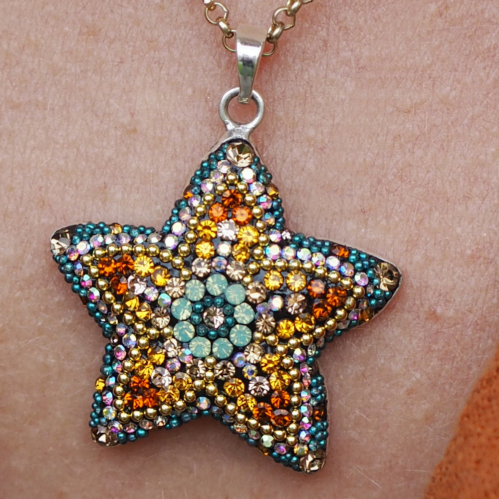 Allegra Fleur Vintage Dream Pendant