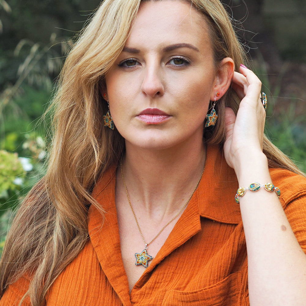 Allegra Fleur Vintage Dream Pendant