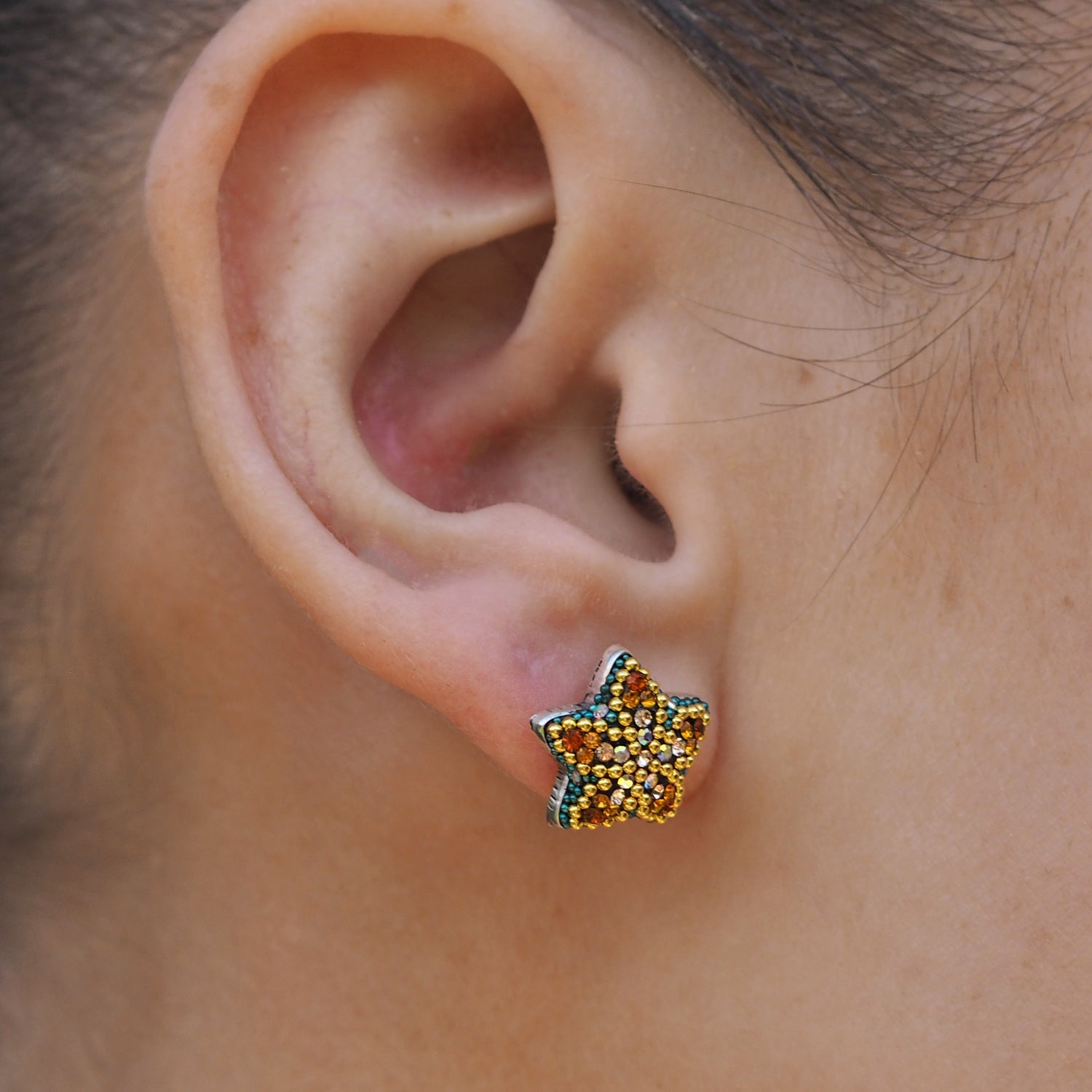Allegra Fleur Vintage Dream Mini Stud Earrings